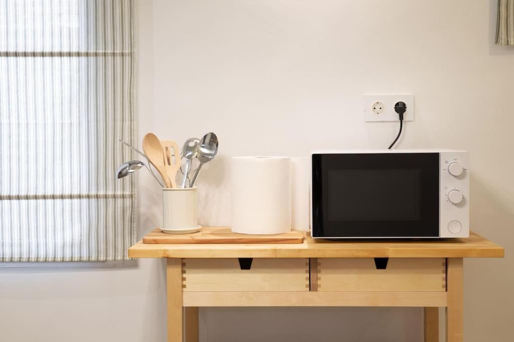 Encantador Apartamento Reformado En Tetuan By Bebalmy Madrid Exterior foto